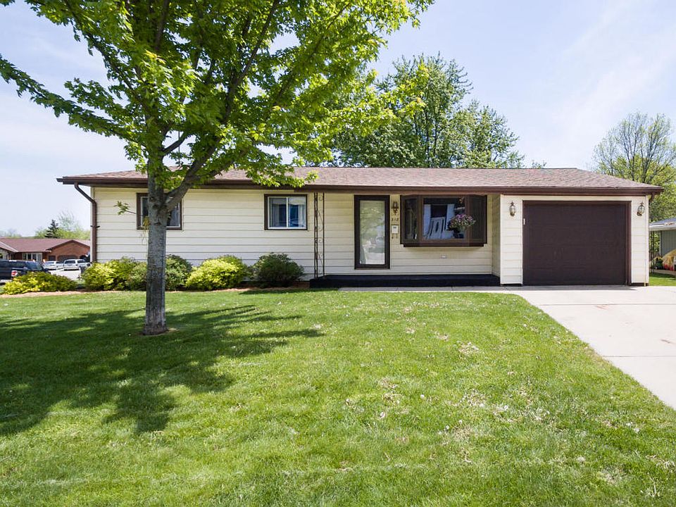 1st image of 318 Krieser Dr