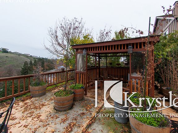 2nd image of 221 Cliff Walk Dr