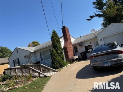 2111 30th St, Rock Island, IL, 61201