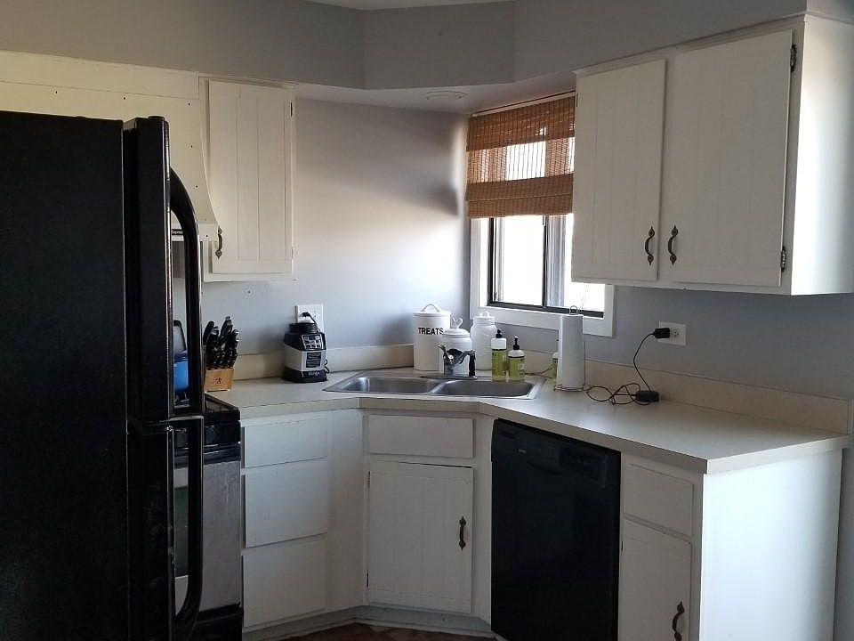 2nd image of 386 Echo Ln