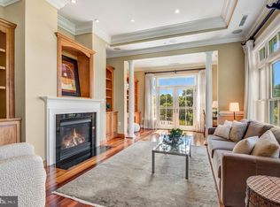 2801 Langston Blvd UNIT 302, Arlington, VA 22201