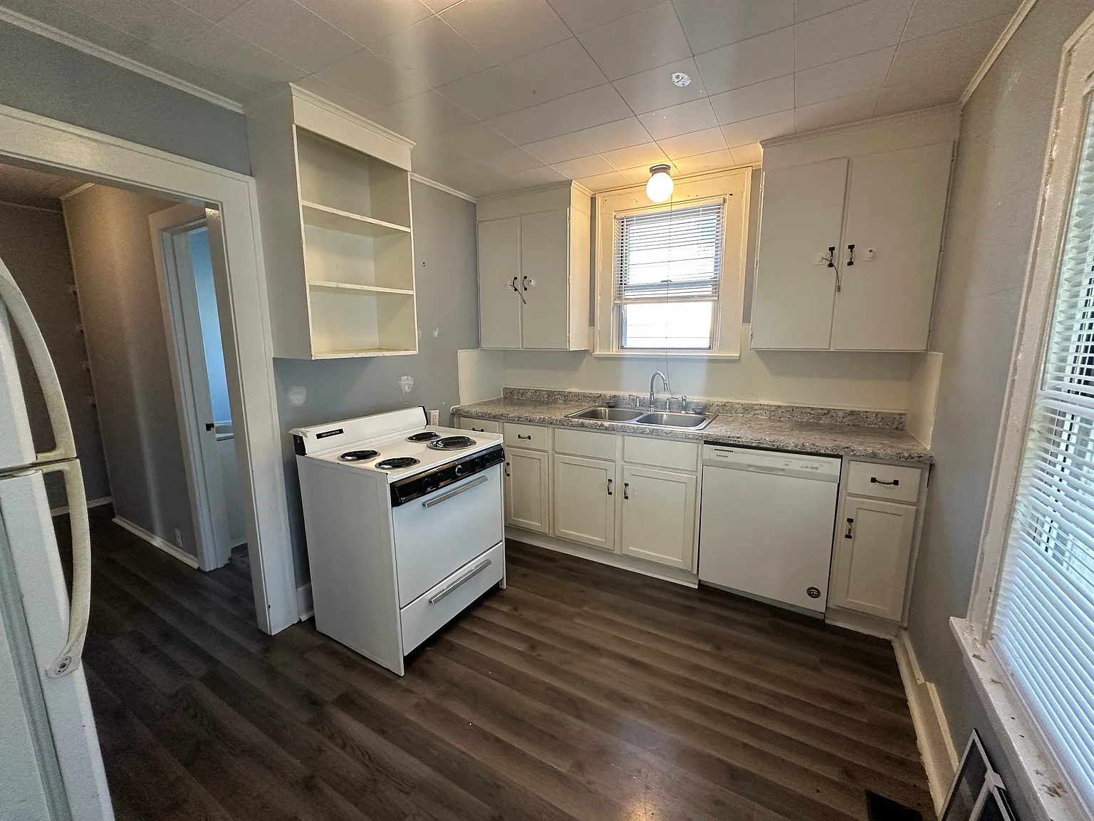 2 bed, 670 sqft, $1,050 — Photo 1