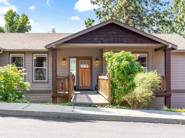 2121 NW Black Pines Pl, Bend, OR 97703