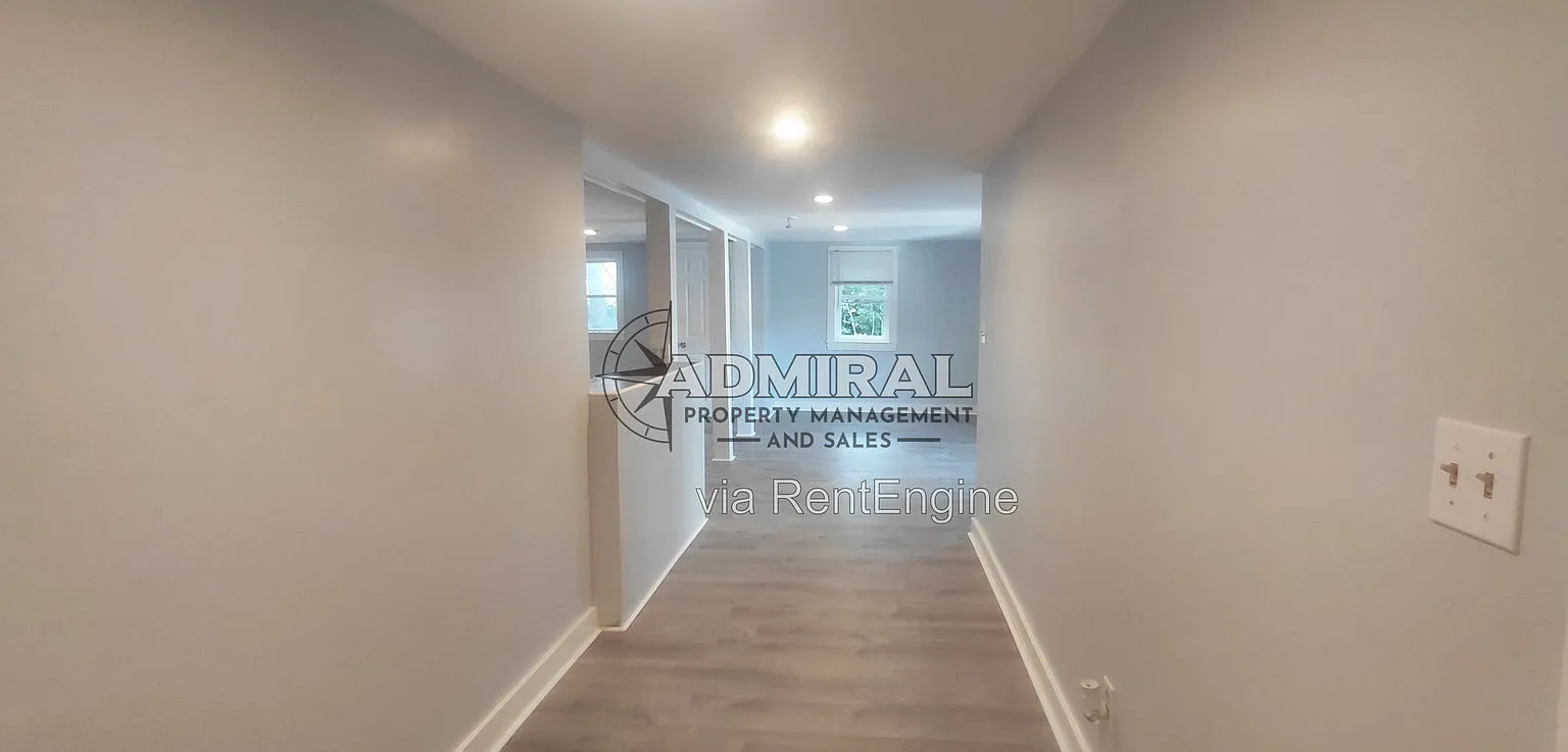 Studio, 1.0 bath, 600 sqft, $1,400 — Photo 2