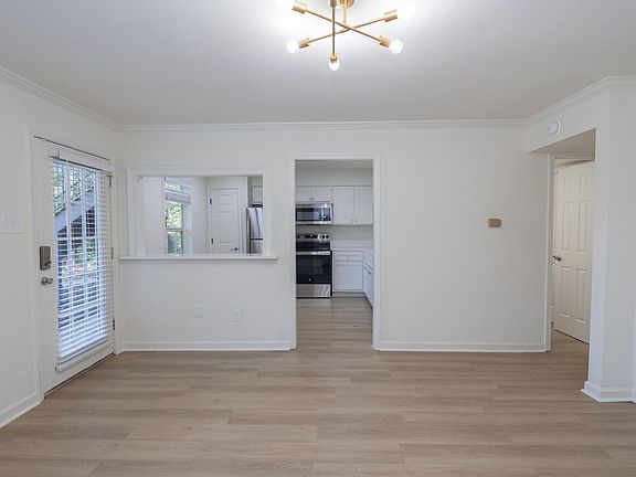 3rd image of 1100 Park Ln Unit 202