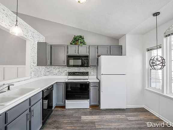 4th image of 5775 Wineberry Ln SW