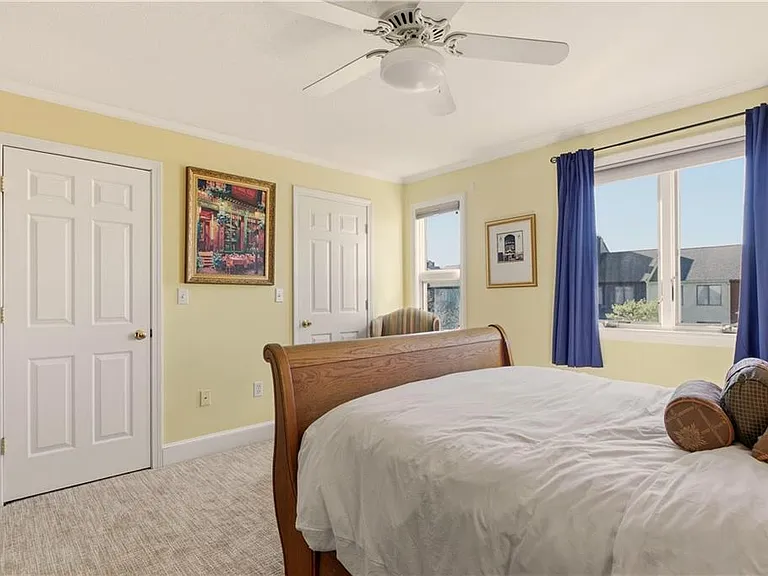 216 Goddard Row — Photo 12