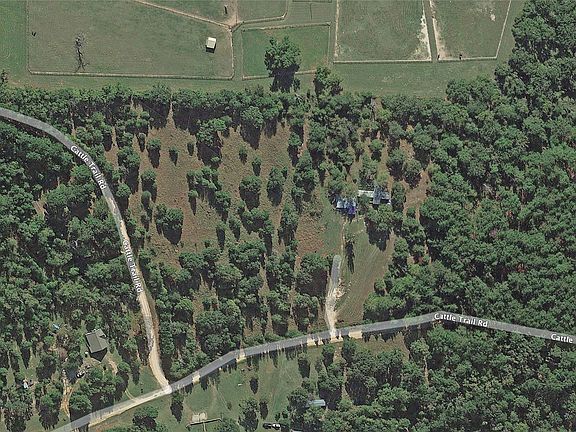 5th image of 8374 Cattle Trail Rd