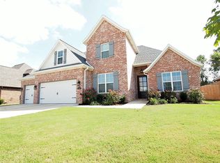 4200 SE 10th St, Bentonville, AR 72712