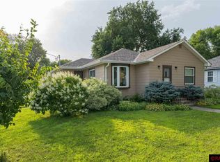 923 Range St N, Mankato, MN 56003