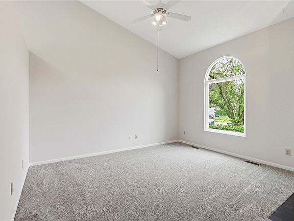 5th image of 2780 N Barnhill Pl