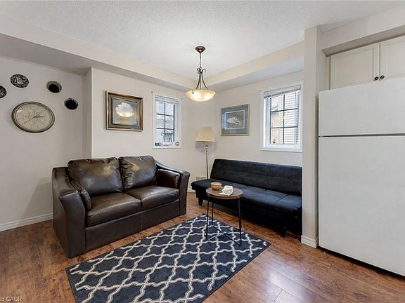 4th image of 931 Glasgow St #5B