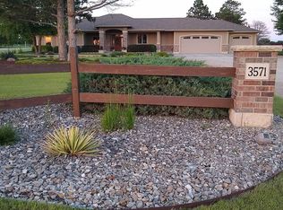 3571 Alicia Cir, Wamego, KS 66547