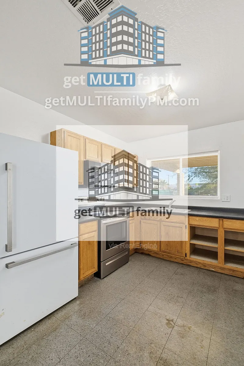 Building Photo - 1228 E Apache St
