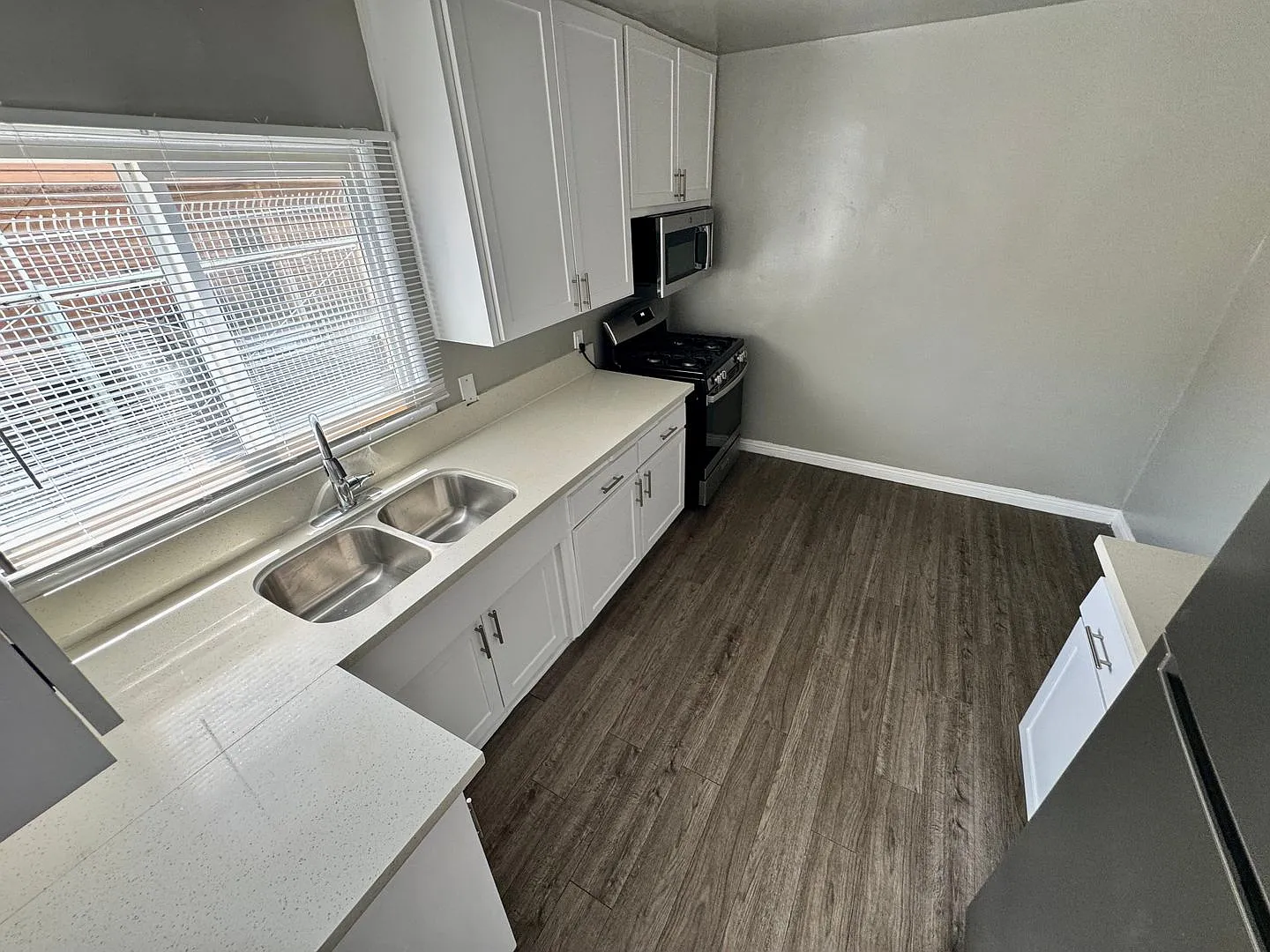 4046 Coco Ave Properties LLC — Photo 3