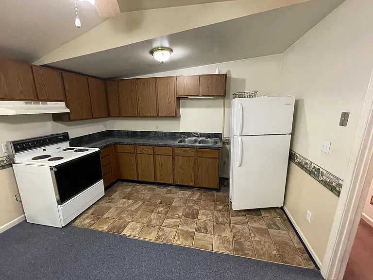 210 W Shawnee St #2 — Photo 14