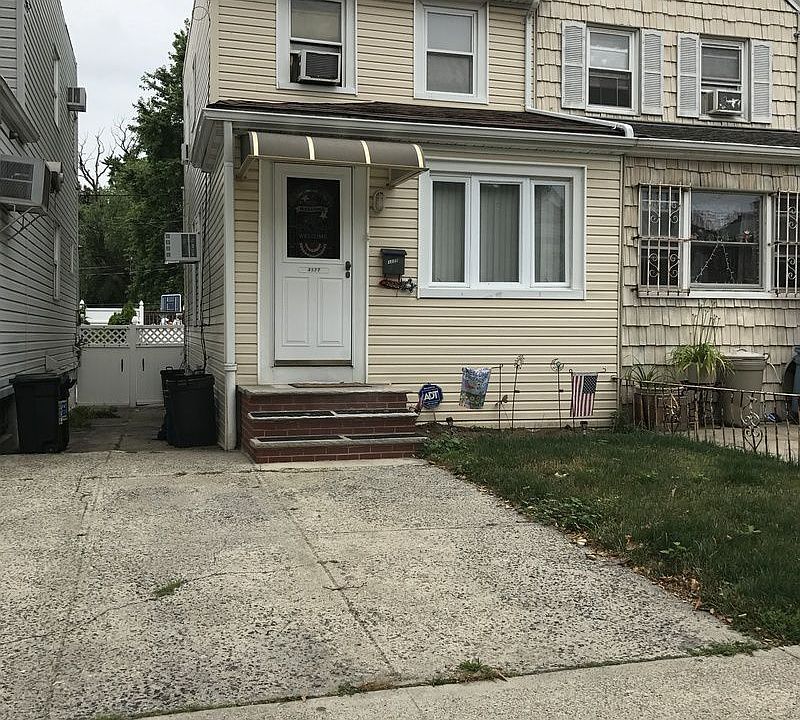 1st image of 3177 Avenue W