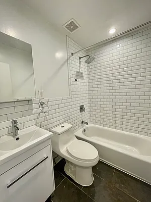 Rented by Bond New York | media 8