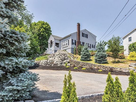 2nd image of 134 Highland Ave