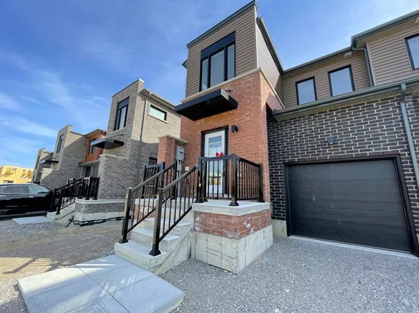 141 Turnberry Ln, Barrie, ON L9J 0M4