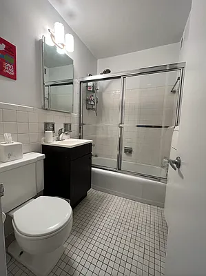 Rented by Keller Williams NYC | media 16