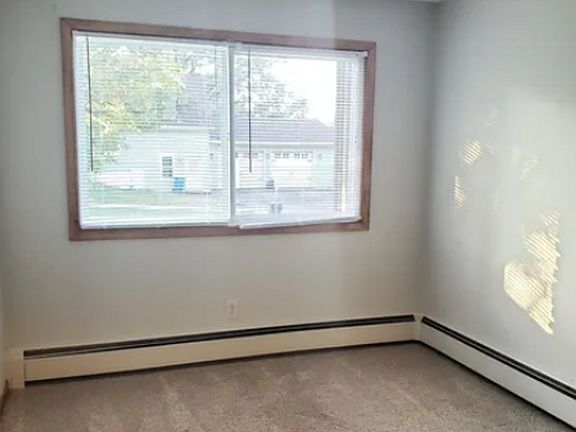 3rd image of 107 3rd Ave S #117-1