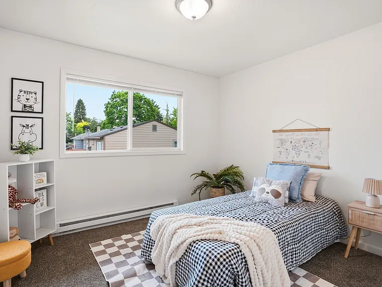 3010 N Willow Rd — Photo 6