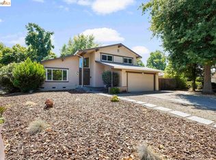 8240 Caribbean Way, Sacramento, CA 95826