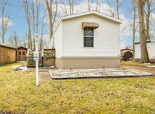 331 Ashwood Dr, Elyria, OH 44035
