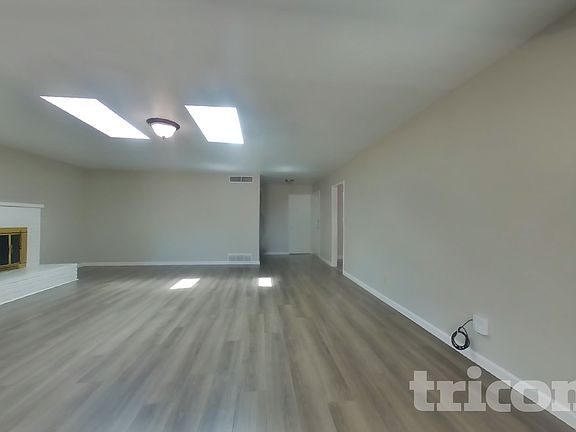 2nd image of 1426 Pearl St