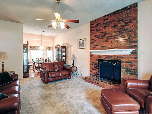 4th image of 3609 S 200 East Ave