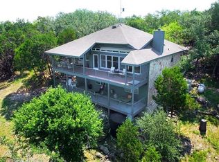 301 Kendall Dr, Spicewood, TX 78669