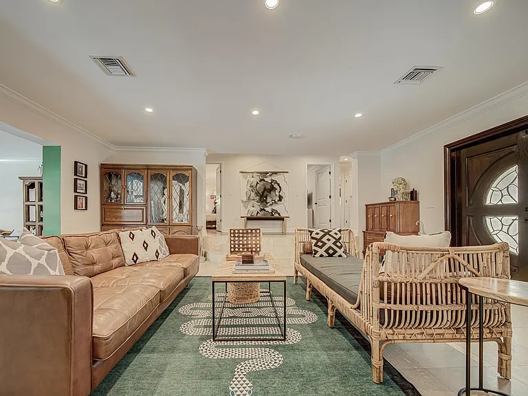 1281 Nightingale Ave — Photo 20