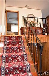 3rd image of 1470 Holland Ave