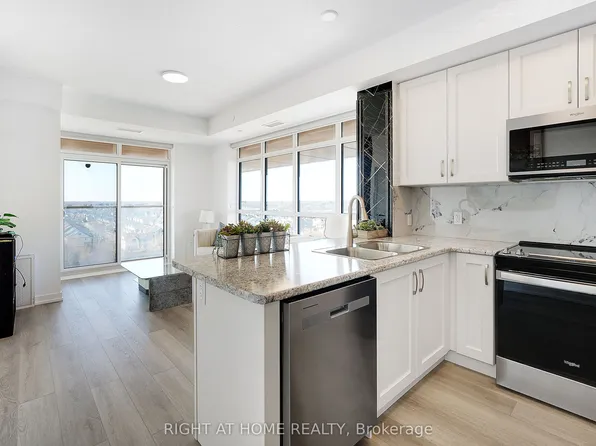 460 Dundas St E #905, Hamilton, ON L8B 2A5