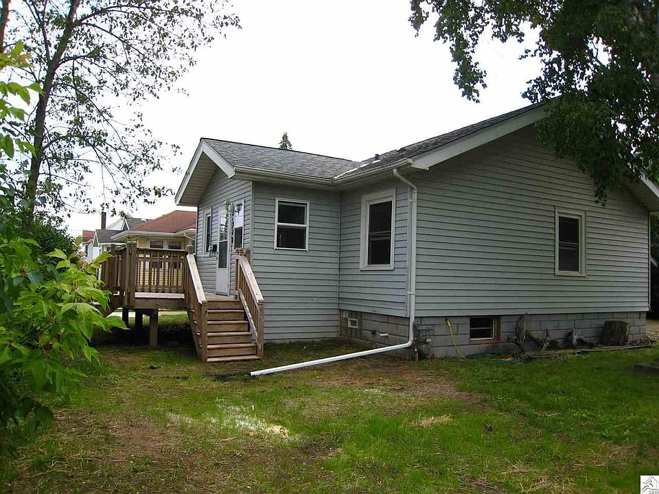 1st image of 329 N 38th Ave W