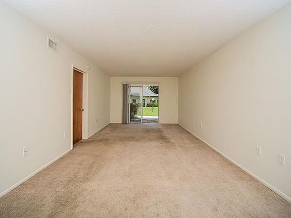 5th image of 4011 Lake Bayshore Dr #C-106