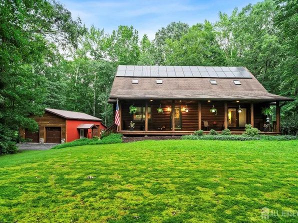 167 Longswamp Rd, New Egypt, NJ 08533