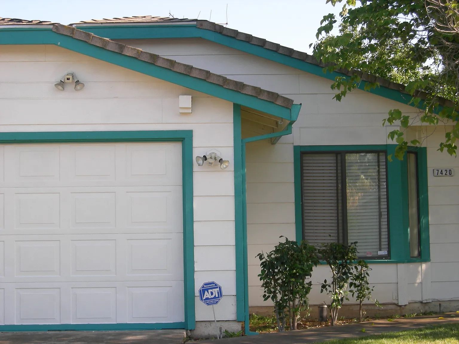 7420 Golf Club Ct photo 1