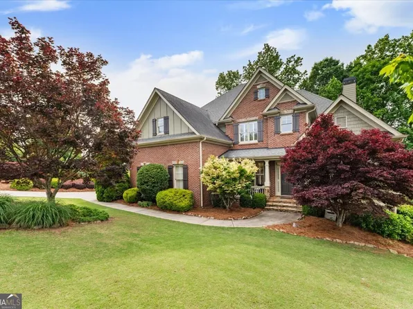 525 Big Bend Trl, Sugar Hill, GA 30518