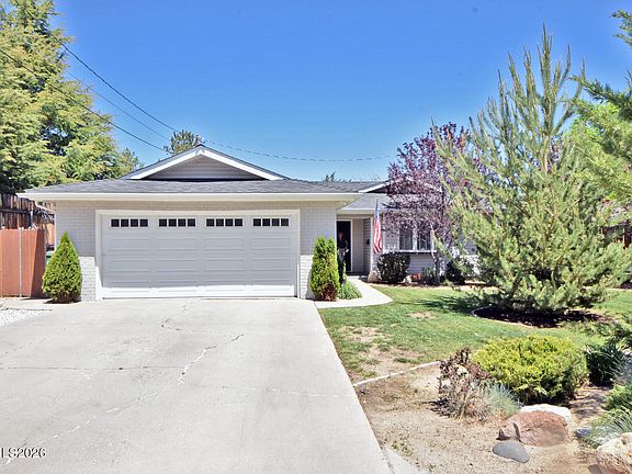 4th image of 1014 W Winnie Ln