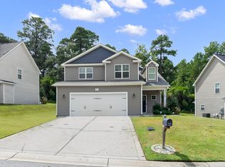 529 Rempstone Ln, Fayetteville, NC 28311
