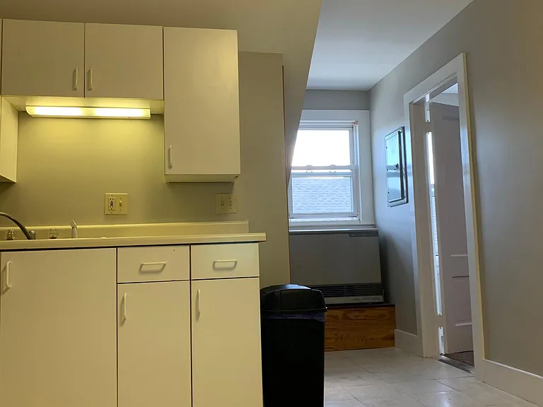 85 Washburn Ave #2 — Photo 4