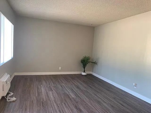 1755 Malvern Ave #2 — Photo 6
