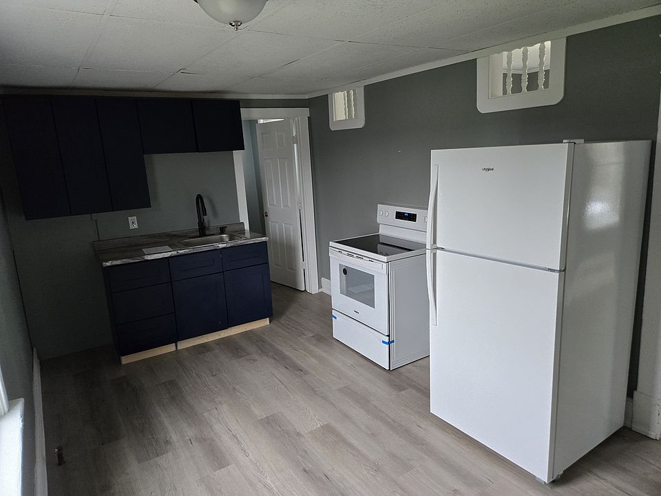 1st image of 205 Columbia St #1
