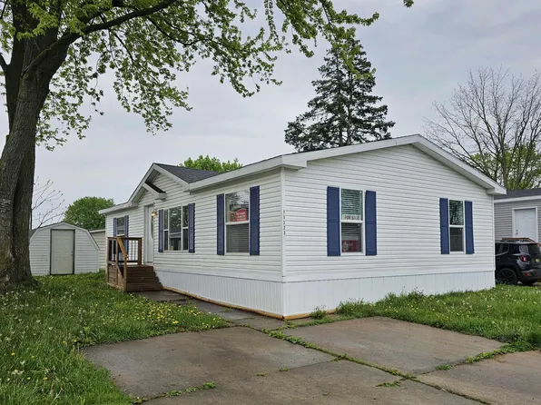 11723 Cascade Cir, Romeo, MI 48065