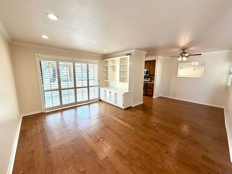 782 Danville Dr — Photo 3