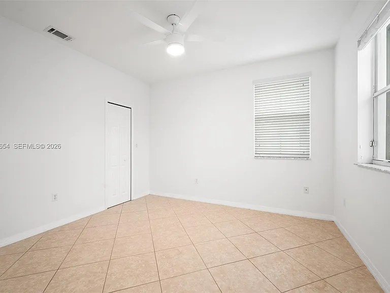 12392 SW 124th Ter — Photo 18