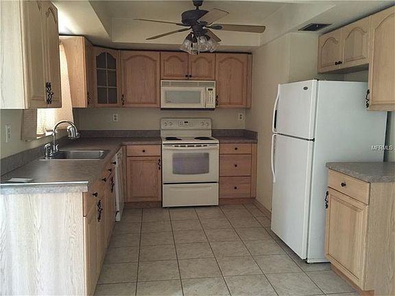 4th image of 12906 Cumberland Dr