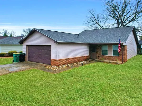 911 Lawton Ct, Fort Walton Beach, FL 32547